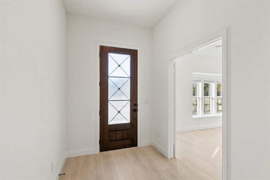 Spacious, unfurnished interior of a new home in Meadow Vista 60-65, Anna (Image 19).