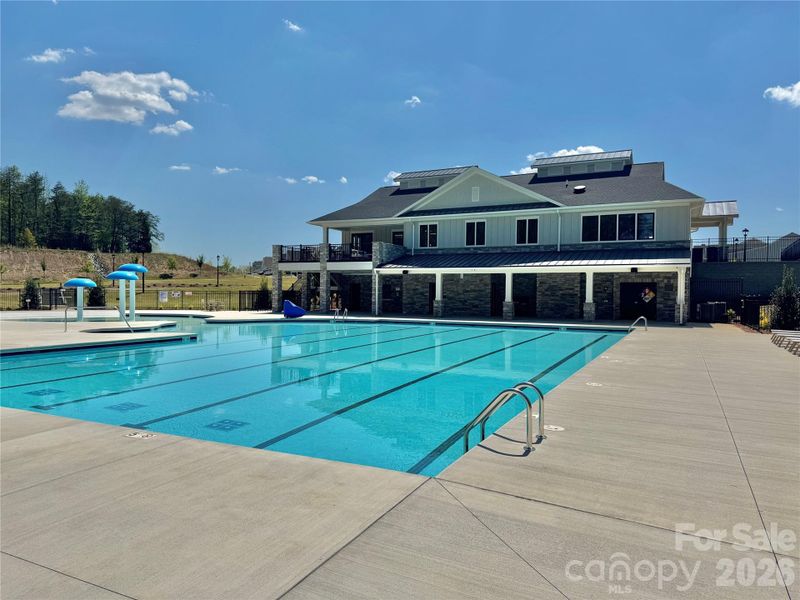 Community amenities in Shannon Woods, Maiden (Image 5).