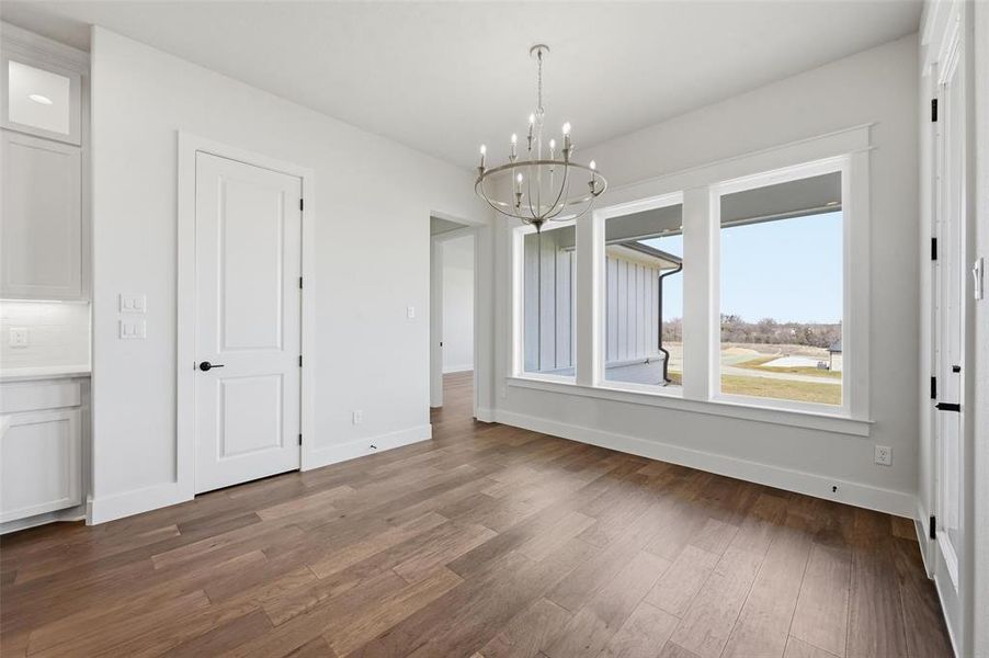 Spacious, unfurnished interior of a new home in , Aledo (Image 27).