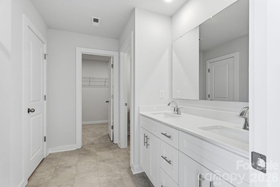 Furnished interior view inside a new home in Carpenter Farms, Lincolnton (Image 25). Furnished interior view inside a new home in Carpenter Farms, Lincolnton (Image 25).