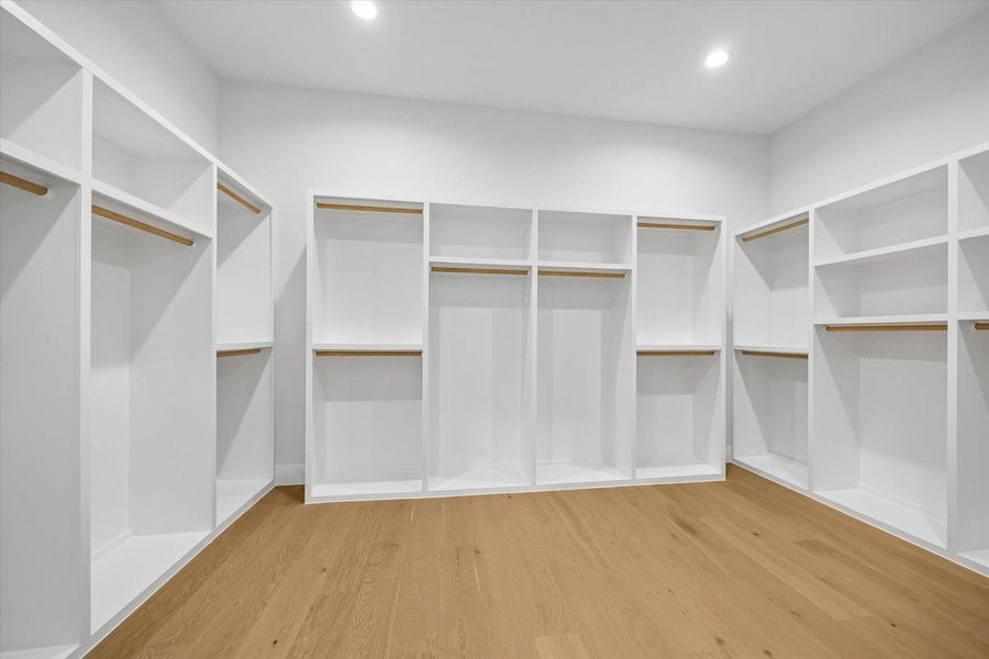 Spacious, unfurnished interior of a new home in , Houston (Image 20). Spacious, unfurnished interior of a new home in , Houston (Image 20).