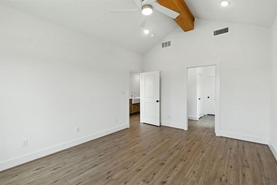 Image 29 of a home in .