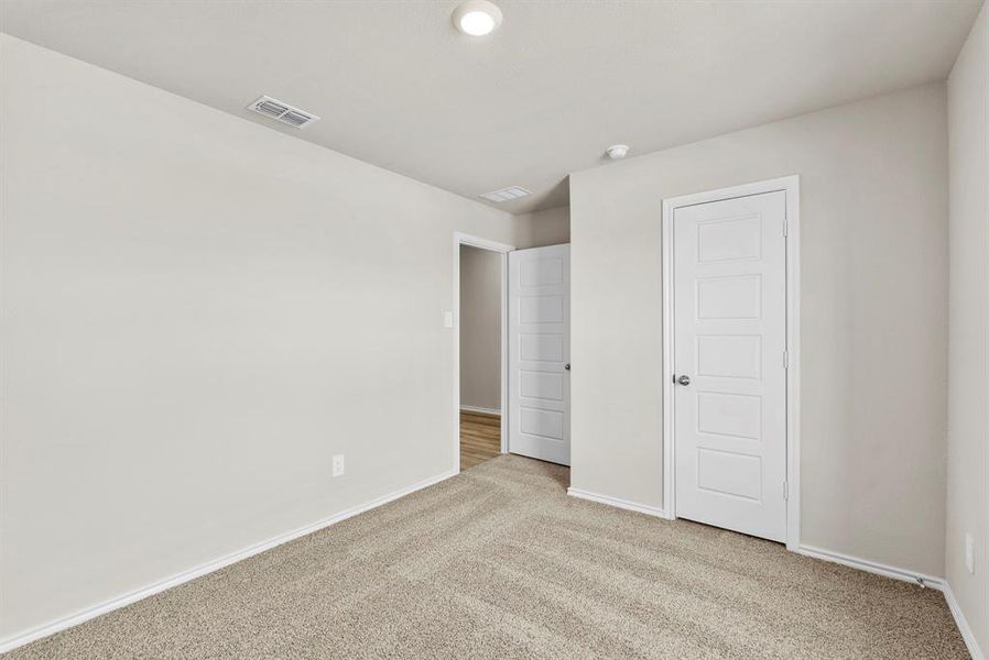 Spacious, unfurnished interior of a new home in Sunnycreek, Crowley (Image 11).