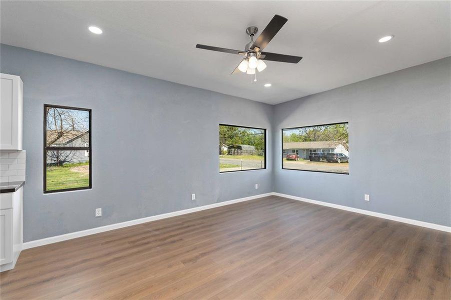 Spacious, unfurnished interior of a new home in , Brownwood (Image 18).