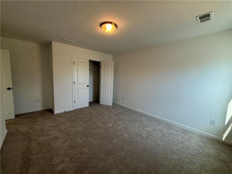 Spacious, unfurnished interior of a new home in Arbors at Richland Creek, Buford (Image 34).