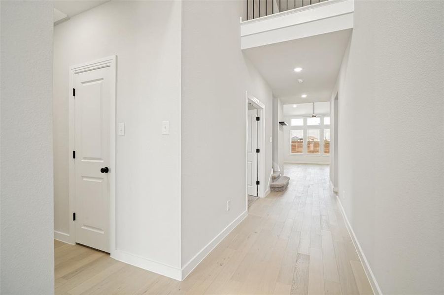 Spacious, unfurnished interior of a new home in , Mesquite (Image 13).