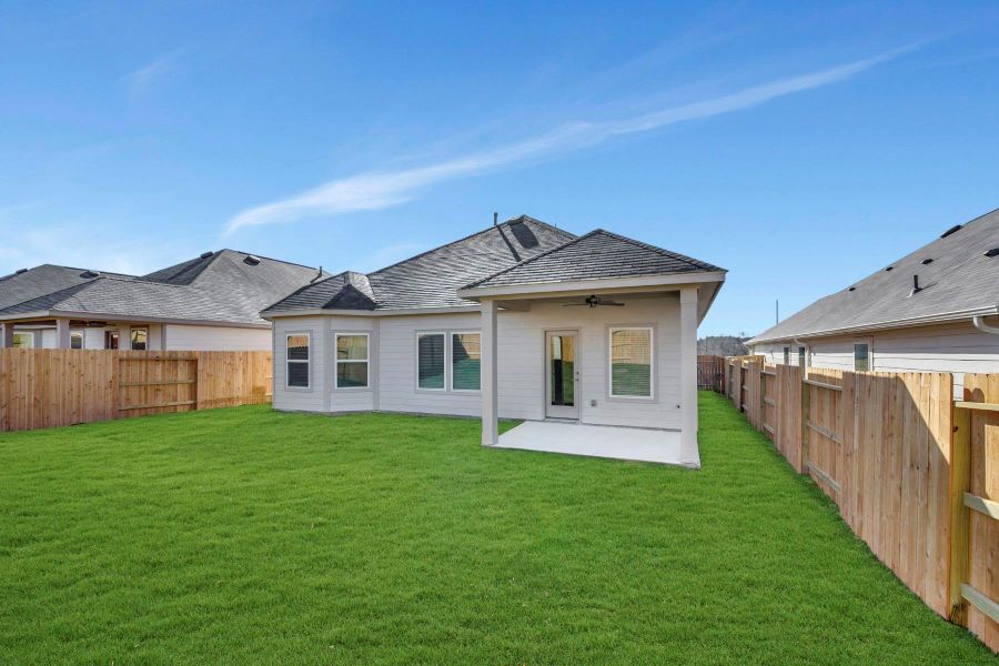 Exterior details and patio area of a home in Lone Star Landing, Montgomery (Image 30).