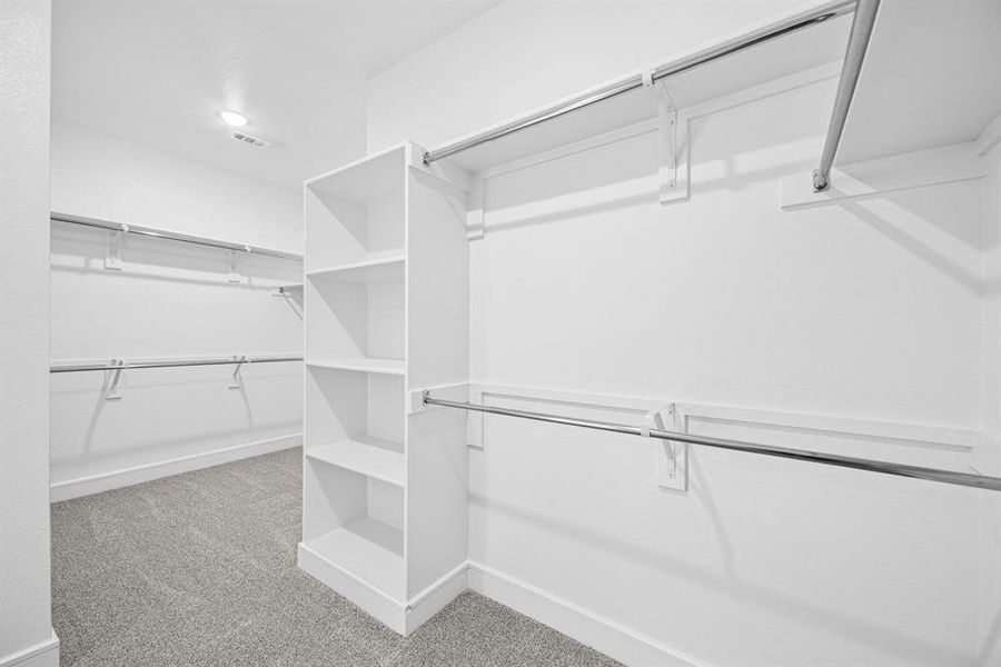 Image 25 of a home in Elevon. Image 25 of a home in Elevon.