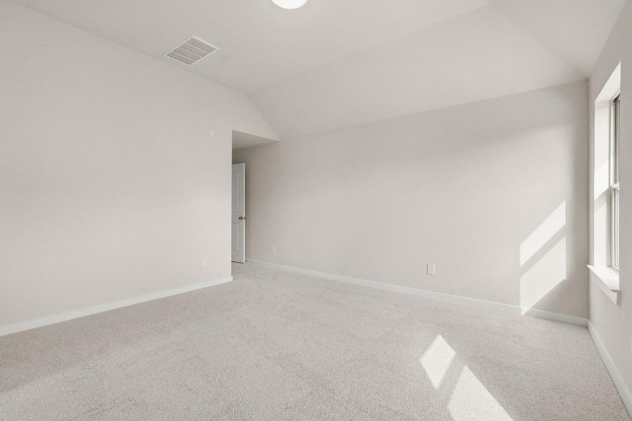 Spacious, unfurnished interior of a new home in , Montgomery (Image 9).