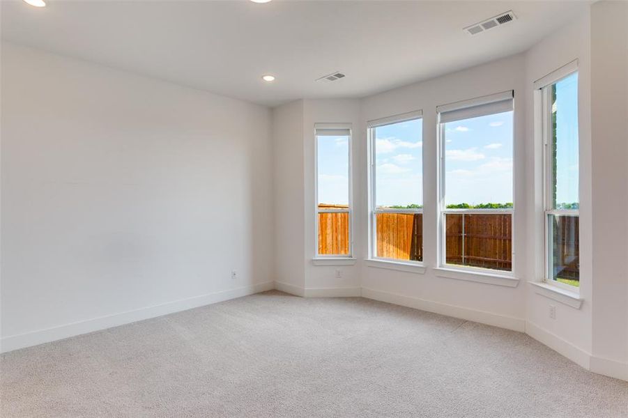 Spacious, unfurnished interior of a new home in , Mansfield (Image 13).