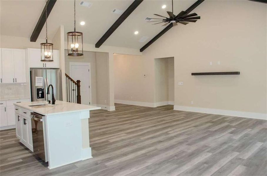 Spacious, unfurnished interior of a new home in , Mansfield (Image 45).