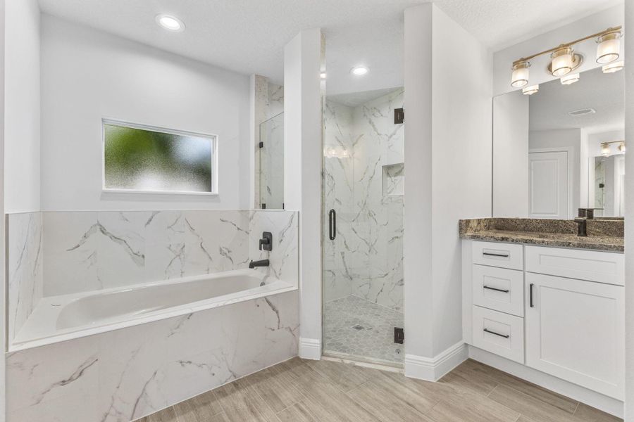 Furnished interior view inside a new home in , Port St. Lucie (Image 4).