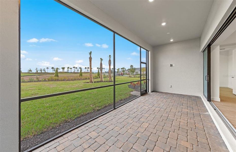 Exterior details and patio area of a home in Del Webb Catalina, Lakewood Ranch (Image 22).