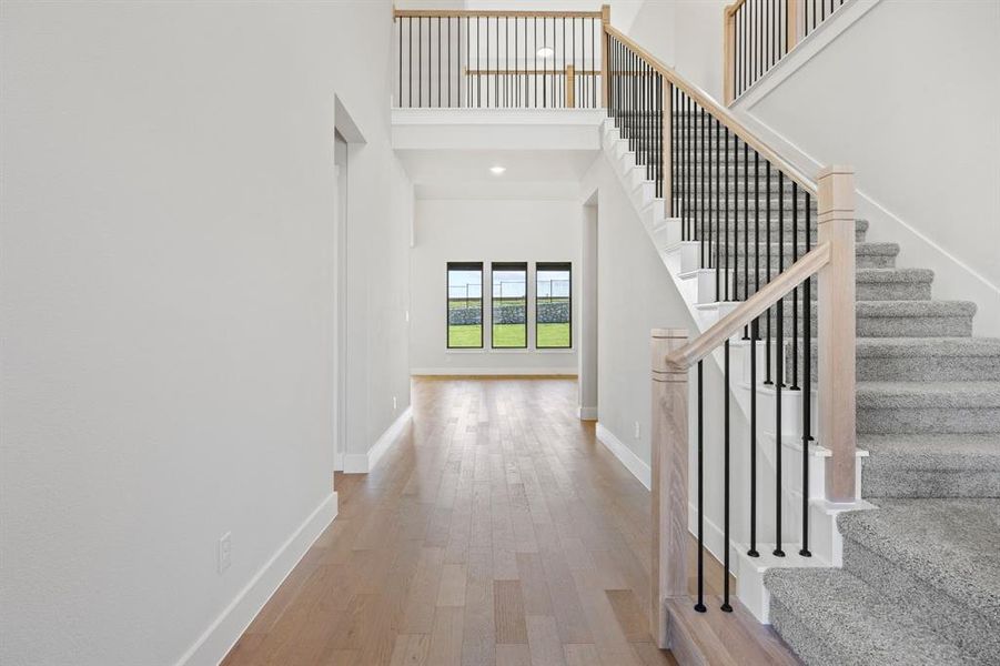 Spacious, unfurnished interior of a new home in Chatham Reserve, Providence Village (Image 16).