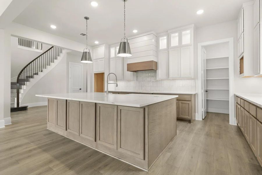 Grantley J kitchen Grantley J kitchen