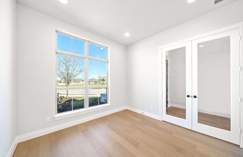 Representative unfurnished interior of a home built from the 3054 by Ravenna Homes in The Highlands 55′, Porter (Image 19). Representative unfurnished interior of a home built from the 3054 by Ravenna Homes in The Highlands 55′, Porter (Image 19).
