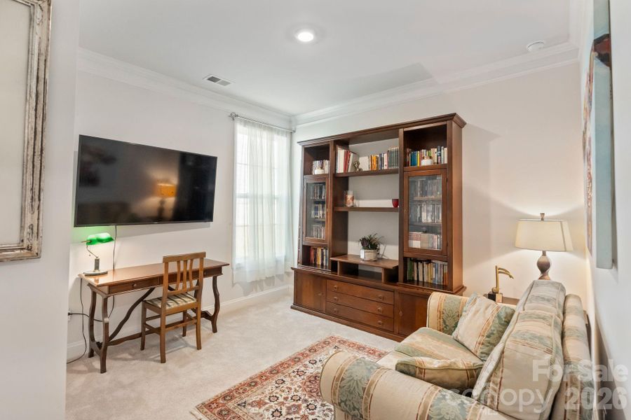 Furnished interior view inside a new home in Sylvan Creek, Denver (Image 38).