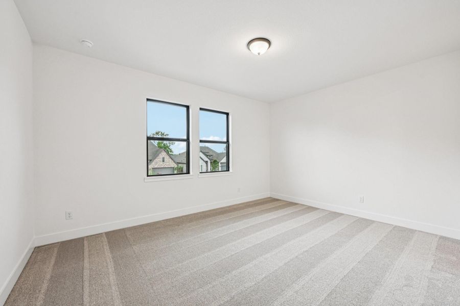 Spacious, unfurnished interior of a new home in Evergreen 60', Conroe (Image 42).