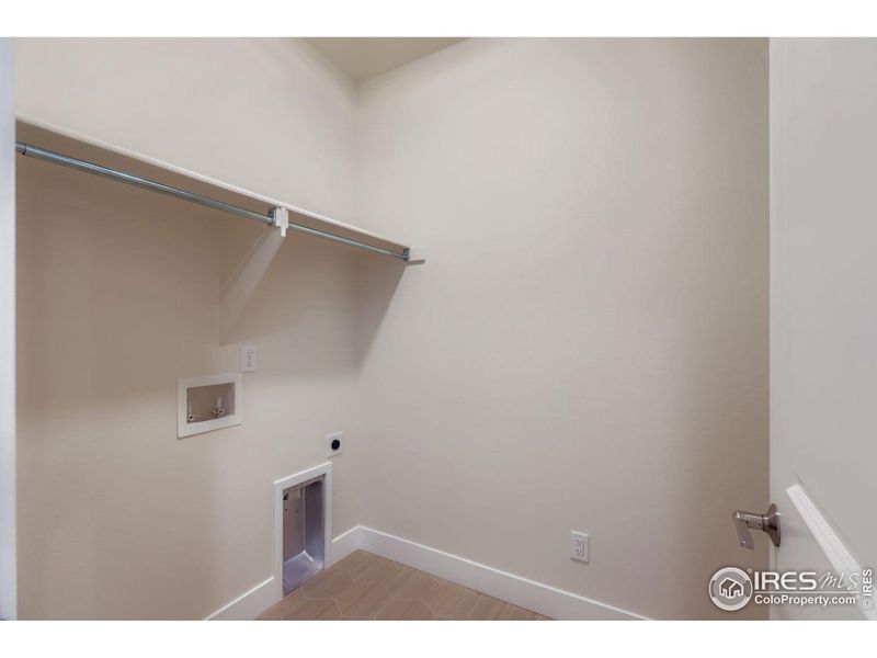 Spacious, unfurnished interior of a new home in RainDance National 60/70, Windsor (Image 26).