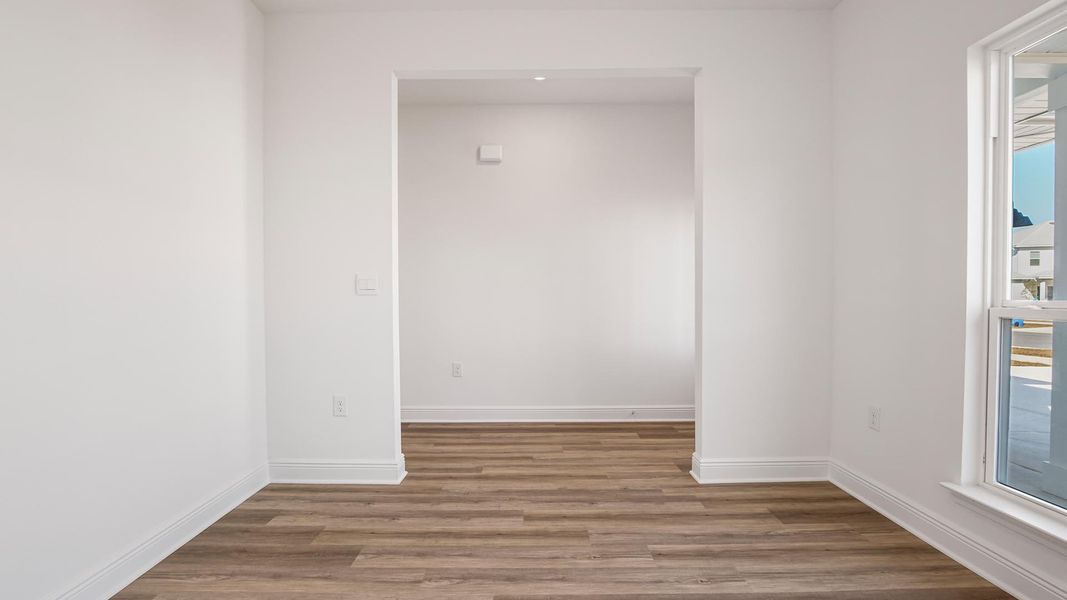 Spacious, unfurnished interior of a new home in Caballeros Estates At Hombre, Panama City Beach (Image 20). Spacious, unfurnished interior of a new home in Caballeros Estates At Hombre, Panama City Beach (Image 20).
