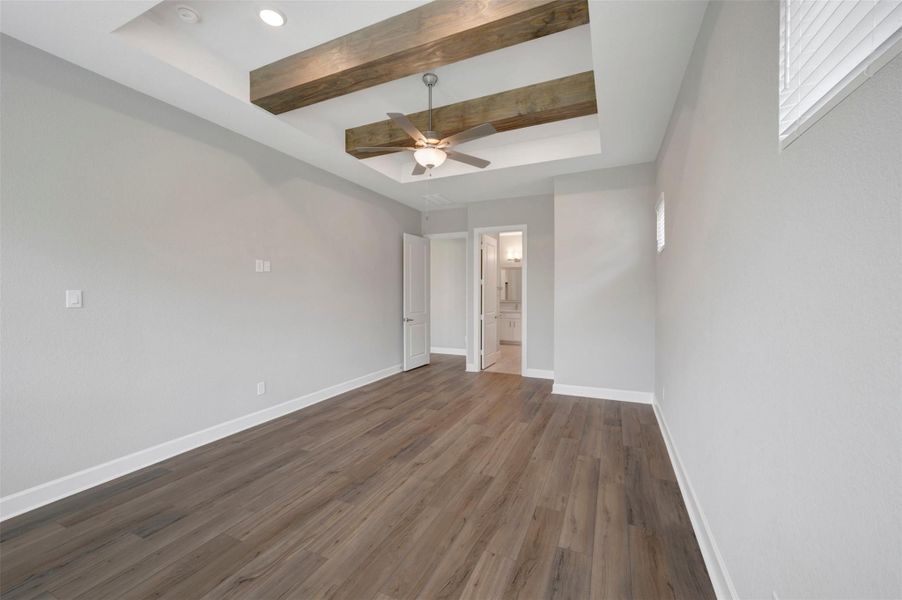 Spacious, unfurnished interior of a new home in Riceland - Enclave Collection, Mont Belvieu (Image 26). Spacious, unfurnished interior of a new home in Riceland - Enclave Collection, Mont Belvieu (Image 26).