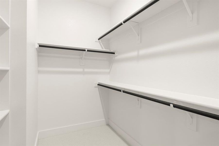 12. 8232 Caprock - Closet 12. 8232 Caprock - Closet