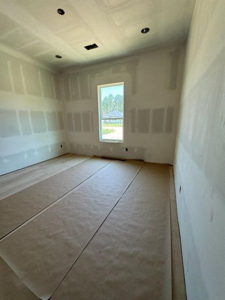 Spacious, unfurnished interior of a new home in , Dayton (Image 37).