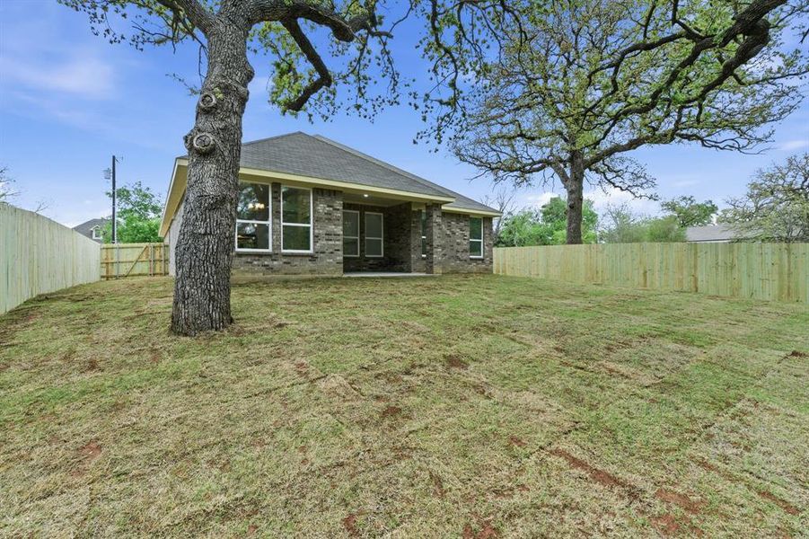 Exterior details and patio area of a home in , Weatherford (Image 25). Exterior details and patio area of a home in , Weatherford (Image 25).