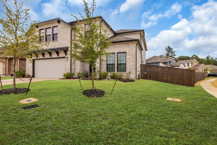 Exterior details and patio area of a home in Fairwater, Montgomery (Image 2).