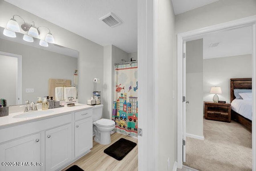 Furnished interior view inside a new home in Edinburgh Village, Jacksonville (Image 46). Furnished interior view inside a new home in Edinburgh Village, Jacksonville (Image 46).