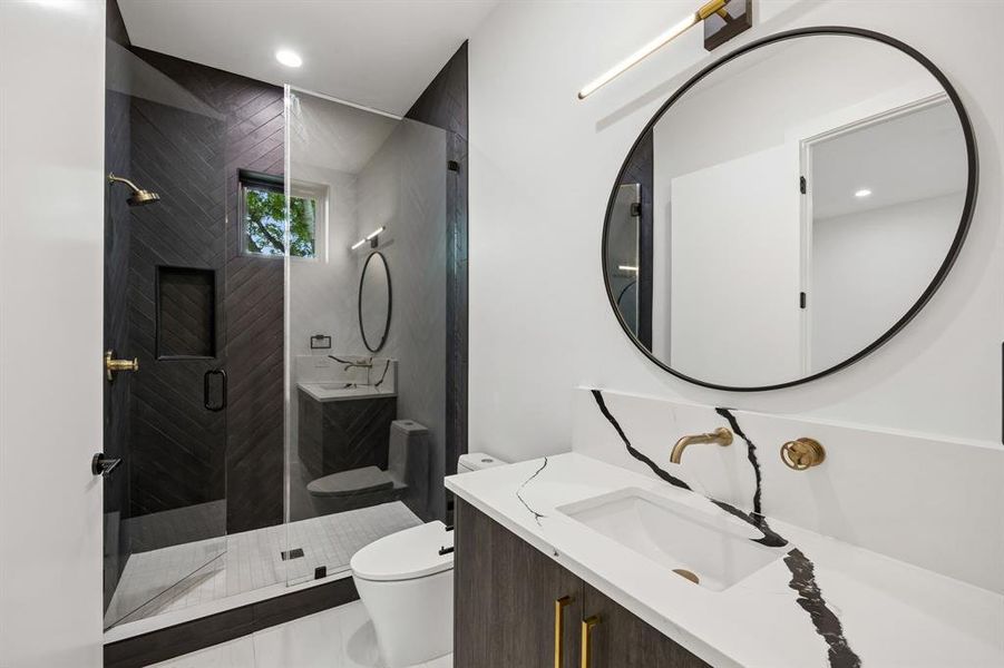 Furnished interior view inside a new home in , Dallas (Image 5).