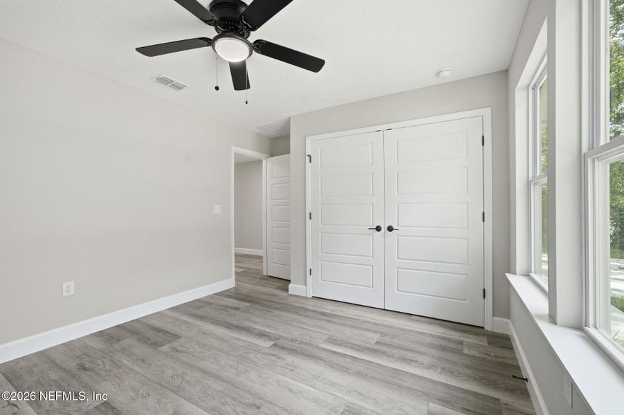 Spacious, unfurnished interior of a new home in , Jacksonville (Image 22).