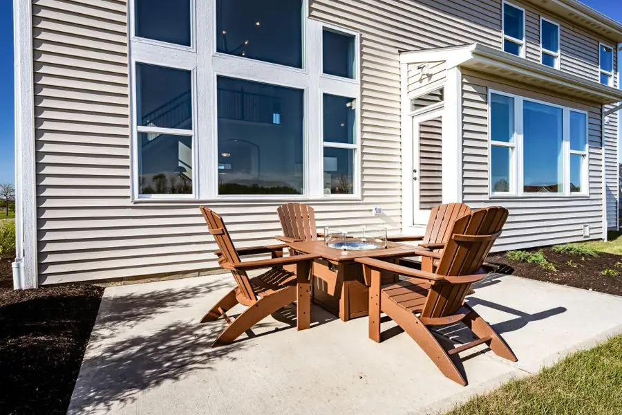 Representative exterior details of a home built from the Grandin by Fischer Homes in The Dunes at Sandbar, Santa Rosa Beach (Image 23).