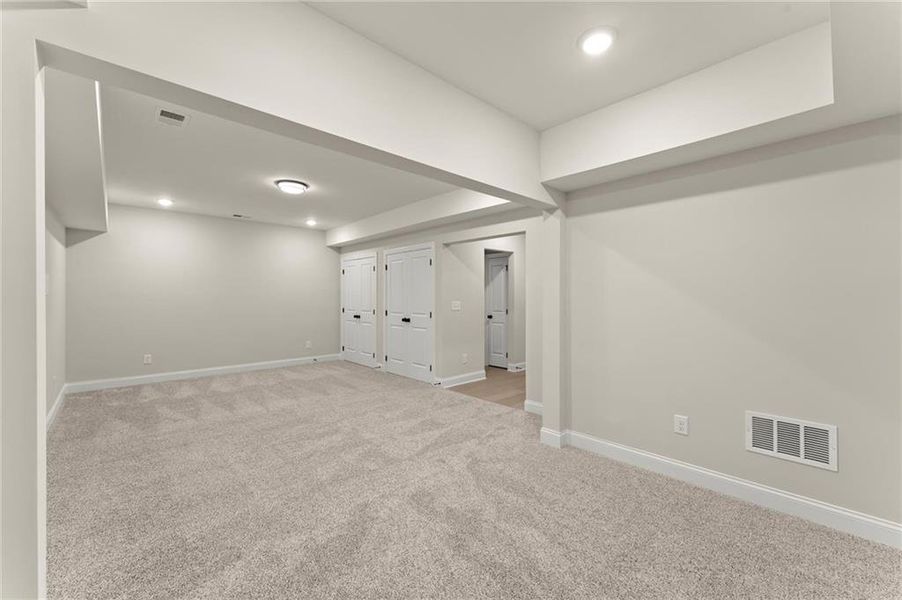 Spacious, unfurnished interior of a new home in West Highlands, Atlanta (Image 45). Spacious, unfurnished interior of a new home in West Highlands, Atlanta (Image 45).