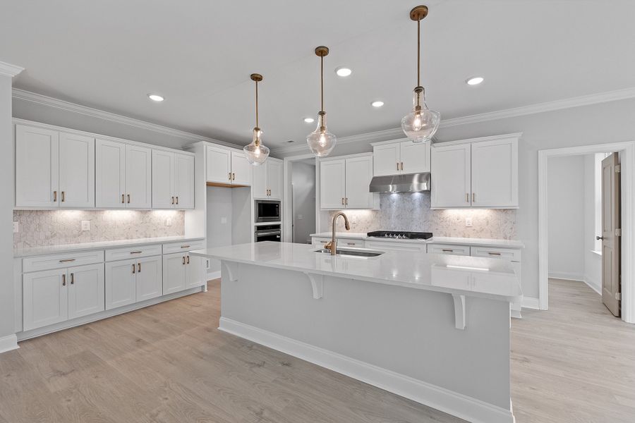 Representative furnished interior of a home built from the The Hampton by RobuckHomes in Baylee Ridge, Selma (Image 103).