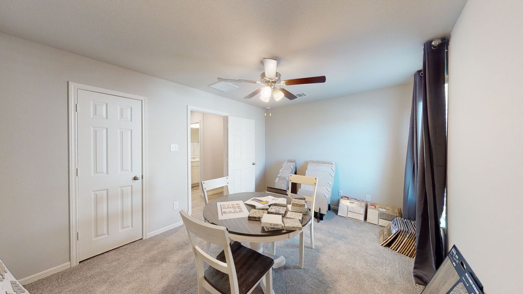Representative furnished interior of a home built from the Floor Plan 2121 by Colina Homes in Grand Magnolia, Magnolia (Image 26). Representative furnished interior of a home built from the Floor Plan 2121 by Colina Homes in Grand Magnolia, Magnolia (Image 26).