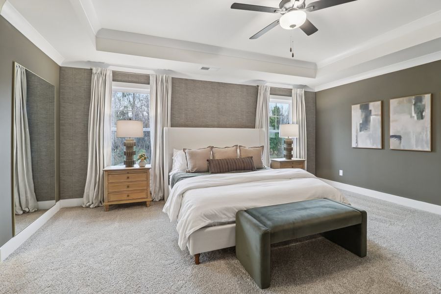 Representative furnished interior of a home built from the Bradley II by Great Southern Homes in Sedona, Greenville (Image 100).
