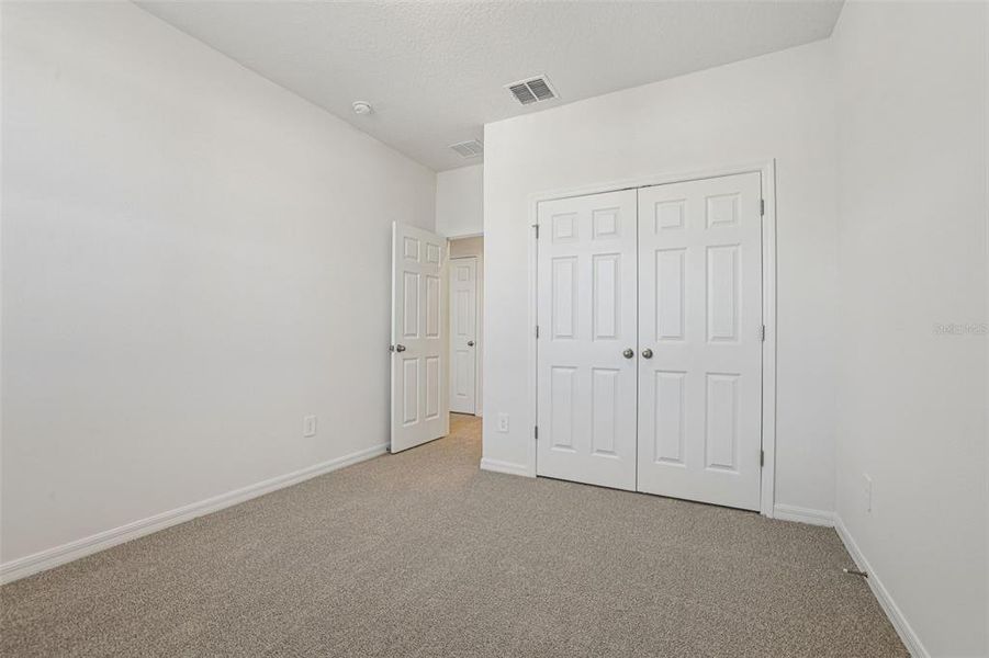 Spacious, unfurnished interior of a new home in The Meadow at Crossprairie Bungalows, St. Cloud (Image 16).