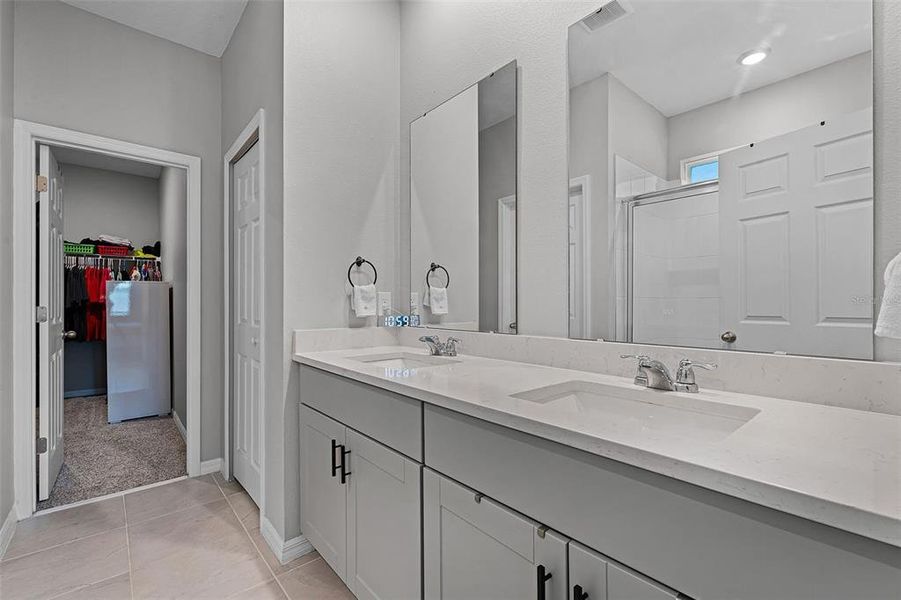 Furnished interior view inside a new home in , Minneola (Image 26).