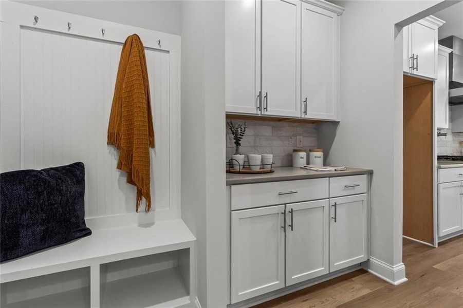 Furnished interior view inside a new home in , Dallas (Image 12).