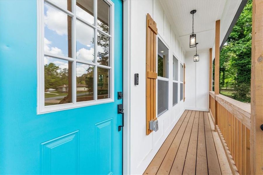 Exterior details and patio area of a home in , Fairburn (Image 20).