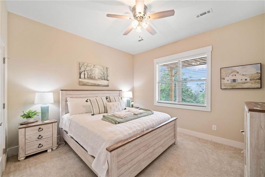 Furnished interior view inside a new home in , Waleska (Image 31).