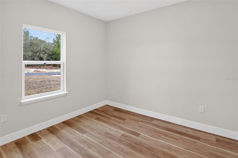 Spacious, unfurnished interior of a new home in , Ocala (Image 17).