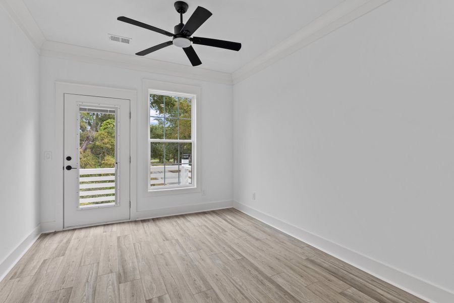 Spacious, unfurnished interior of a new home in , North Charleston (Image 20).