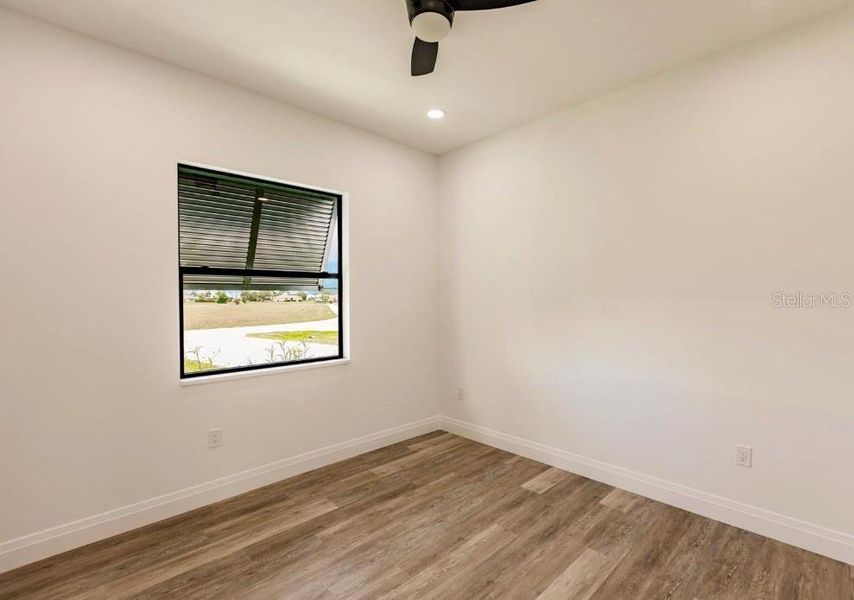Spacious, unfurnished interior of a new home in , Punta Gorda (Image 32).