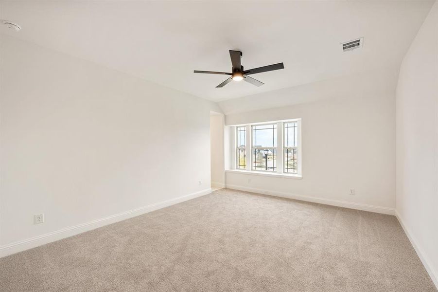 Spacious, unfurnished interior of a new home in Painted Tree Woodland District 50, McKinney (Image 32). Spacious, unfurnished interior of a new home in Painted Tree Woodland District 50, McKinney (Image 32).