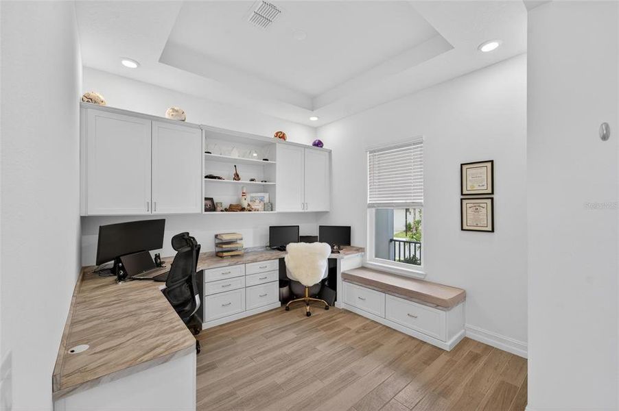 Furnished interior view inside a new home in SouthShore Yacht Club, Ruskin (Image 13).