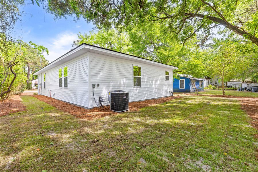 Exterior details and patio area of a home in , North Charleston (Image 26).