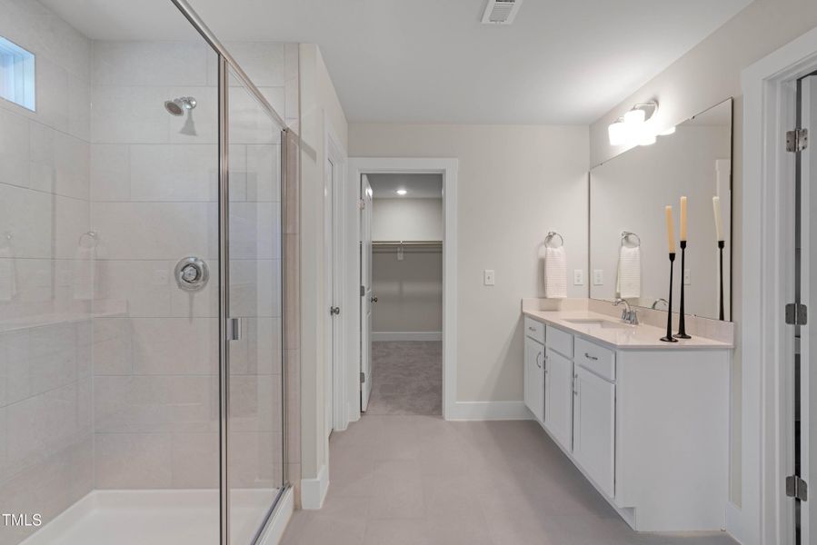 Clayton Model Home-4283