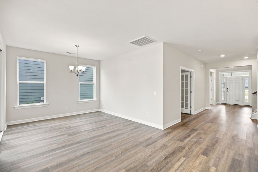 Spacious, unfurnished interior of a new home in Terrapin, Leland (Image 16).